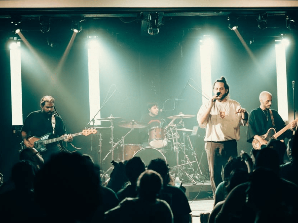 “Entra pa’ que goces, sal si puedes” — Punk Meets Rave in the Heart of San&nbsp;Juan